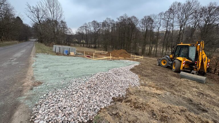 Štěrkové lože pod základovou deskou